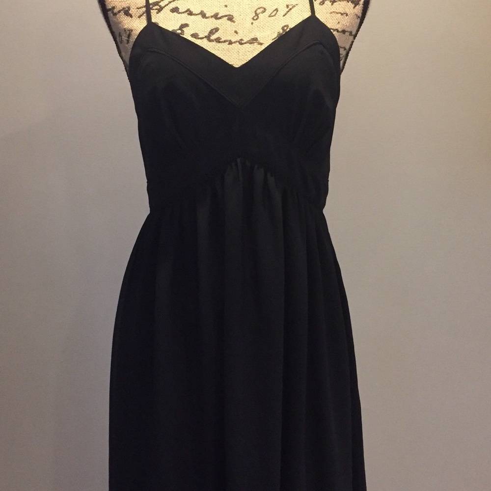 Loft sz 6 dress spaghetti straps black 32.5 length